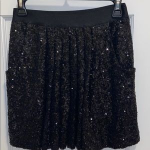 Sequined mini skirt with POCKETS!!!